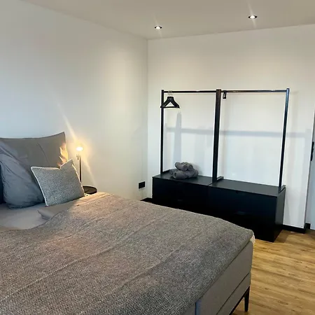 Апартаменты Apartmenthaus An Der Schwebefaehre 3 Osten